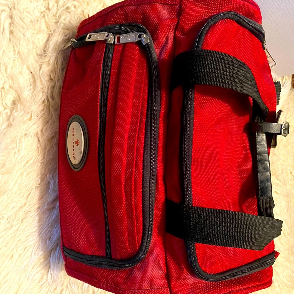 Travel tote bag